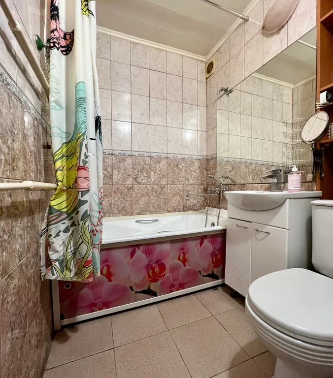 2-комнатная квартира в центре не берем оплату за уборку