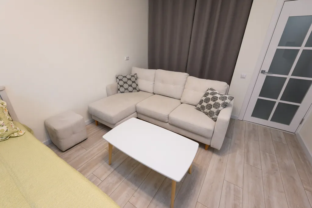 Квартира на Алом поле