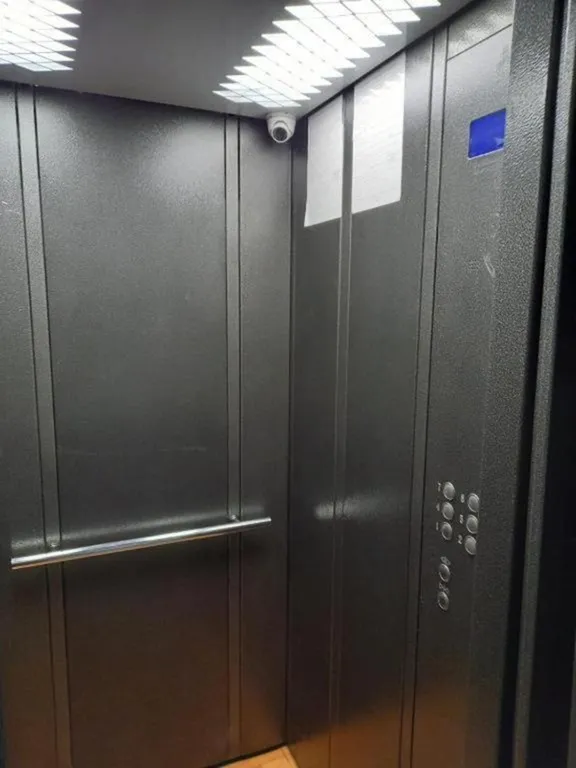 Яркая Звезда на Космосе