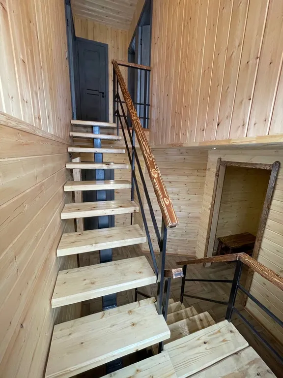 Уютный и просторный коттедж с видом на горнолыжные трассы