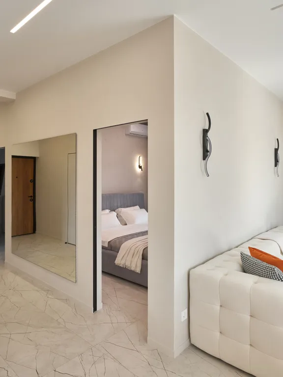 Современная, новая квартира с видом на горы