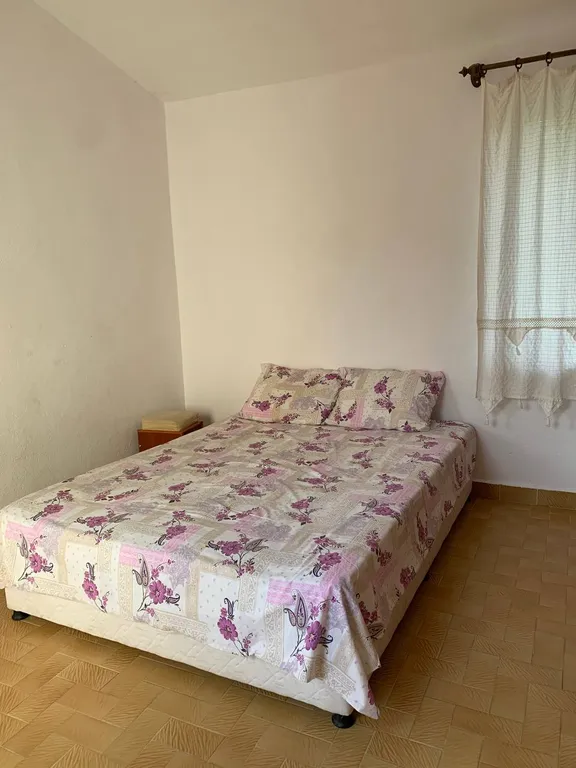 Вилла на первой линии моря