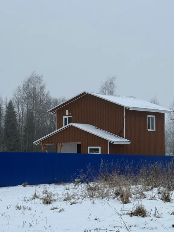 Коттедж Уютный дом на берегу реки — Любим