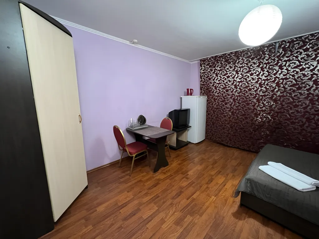 Мини отель, №1