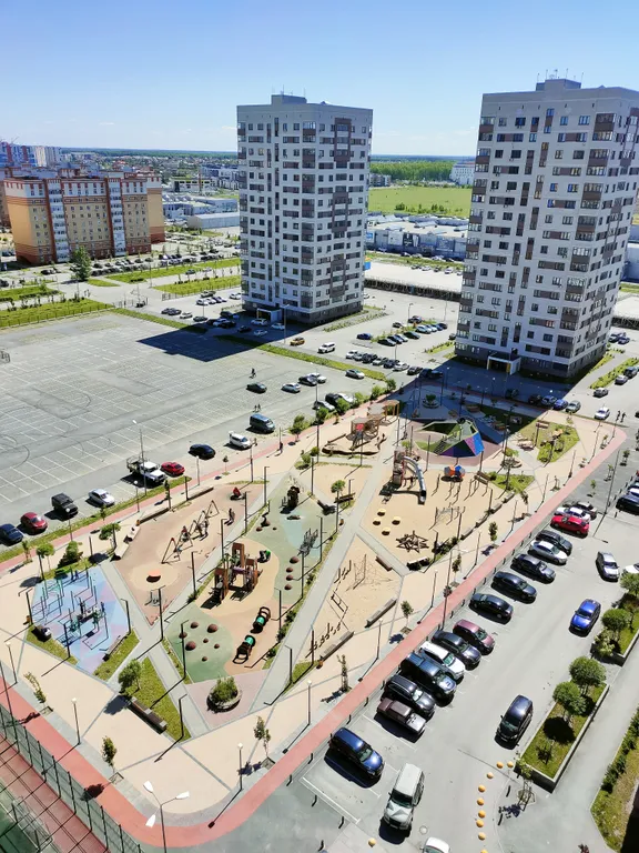 Квартира Квартира у ТЦ Кристалл — Тюмень