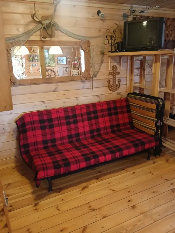 Домик на берегу Оки в сельской усадьбе Варежка