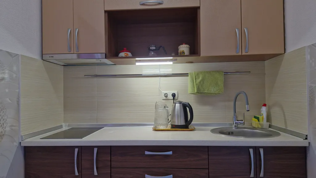 Свежая 1-комнатная квартира с дизайнерским ремонтом