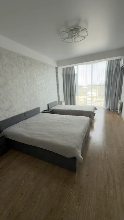 Уютная квартира с панорамным видом на горы , около нового сквера