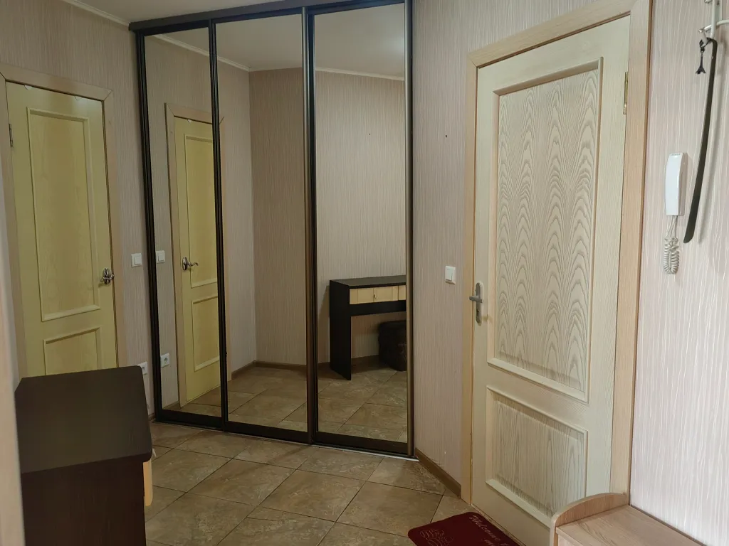 Квартира Просторная однушка — аренда посуточно в Великий Новгород