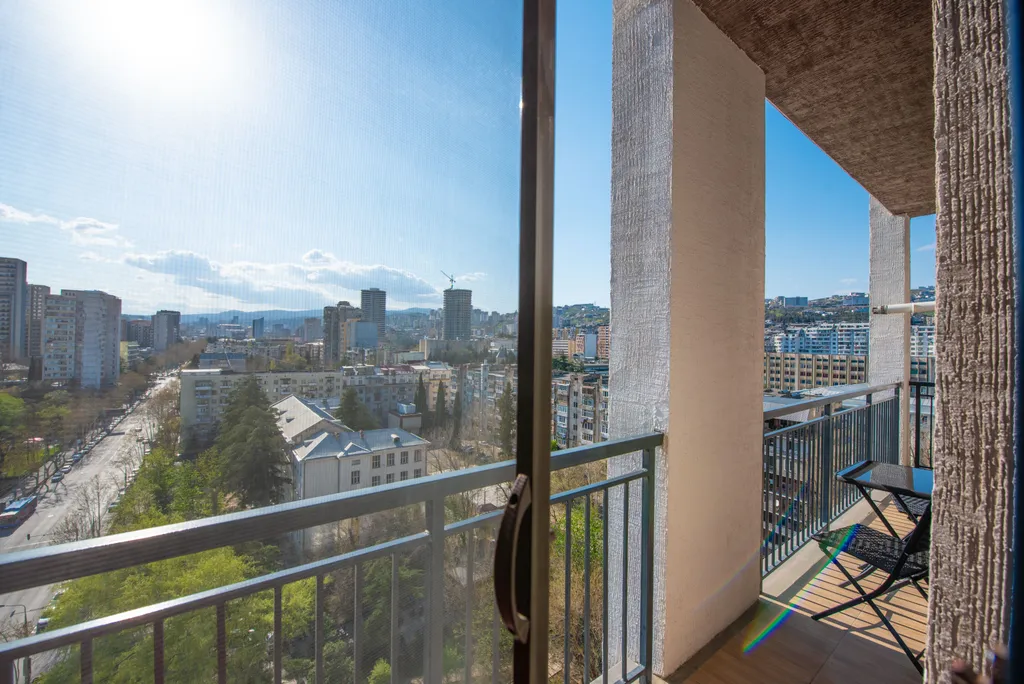 Квартира около парка с панорамном видом на город