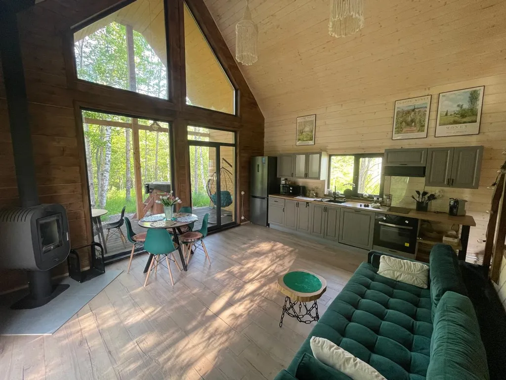 Уютный дом с купелью и камином Лесное Вдохновение