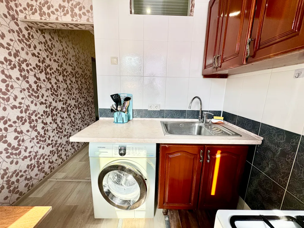 Двухкомнатная квартира первый дом от моря