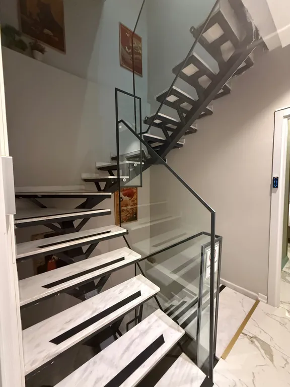 Уютная, тёплая студия рядом с метро