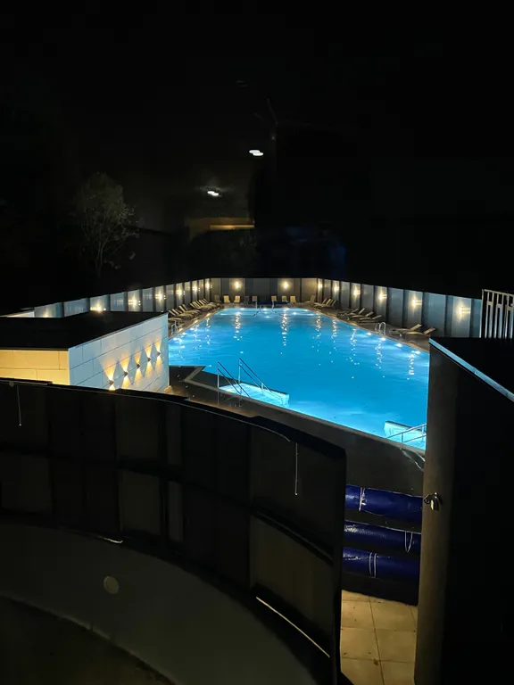 Апартаменты в Баден СПА подогреваемым уличным бассейном