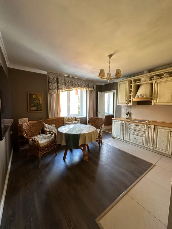 Коттедж Таунхаус с зоной отдыха и мангалом у парка — Калининград