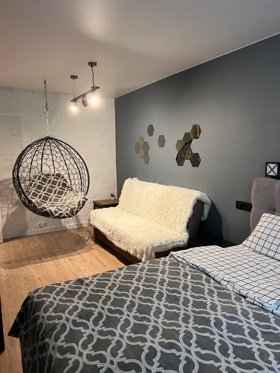 Квартира в стиле лофт в центре с качелью — аренда посуточно в Рыбинск