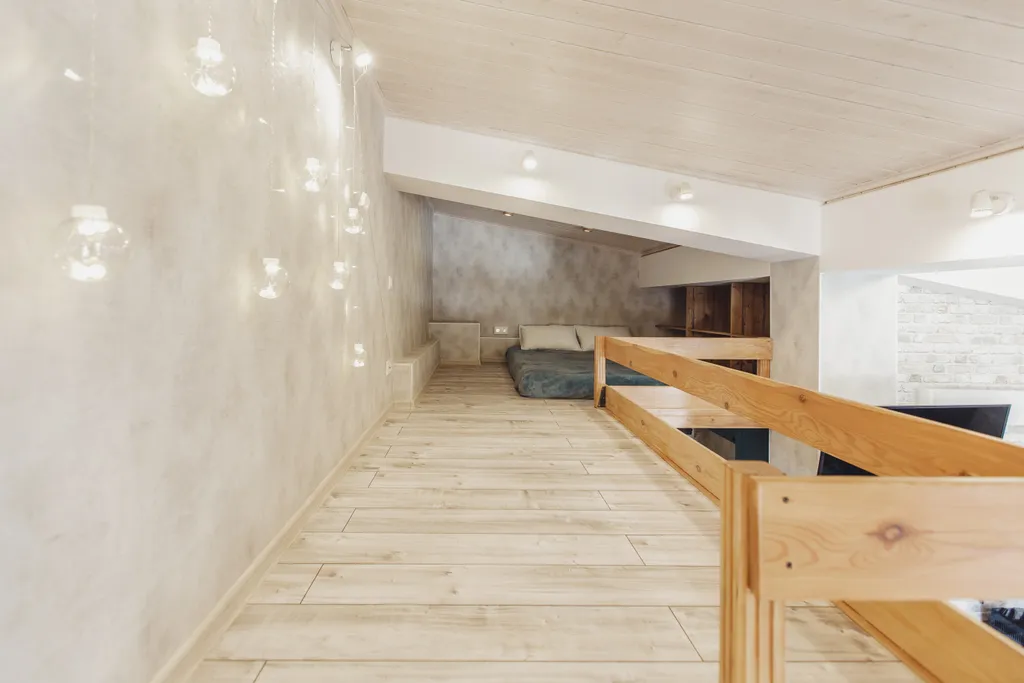 Видовая двухэтажная мансарда в центре