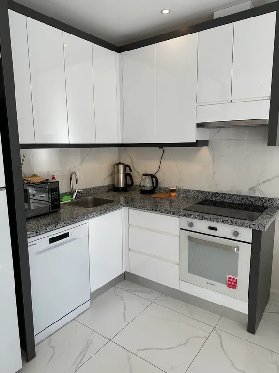 Двухкомнатный апартамент у моря