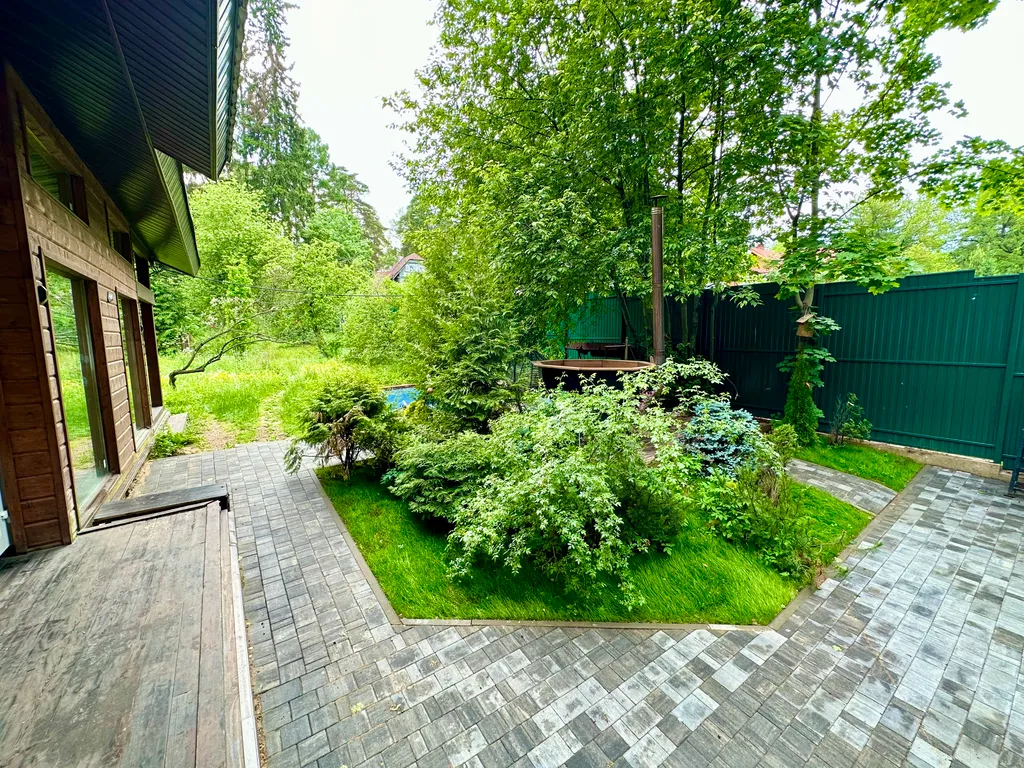 Коттедж Топ, шале у парка, бассейн на улице, русская баня, чан, река, лес — Одинцово