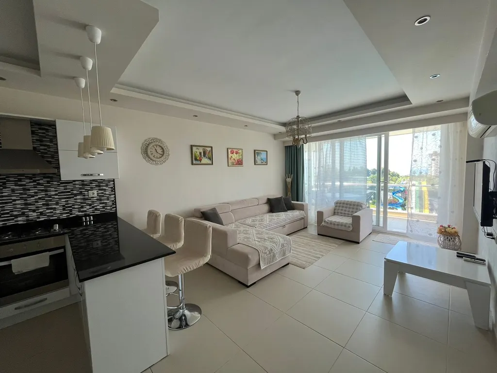 Апартаменты в элитном комплексе Липарис 7