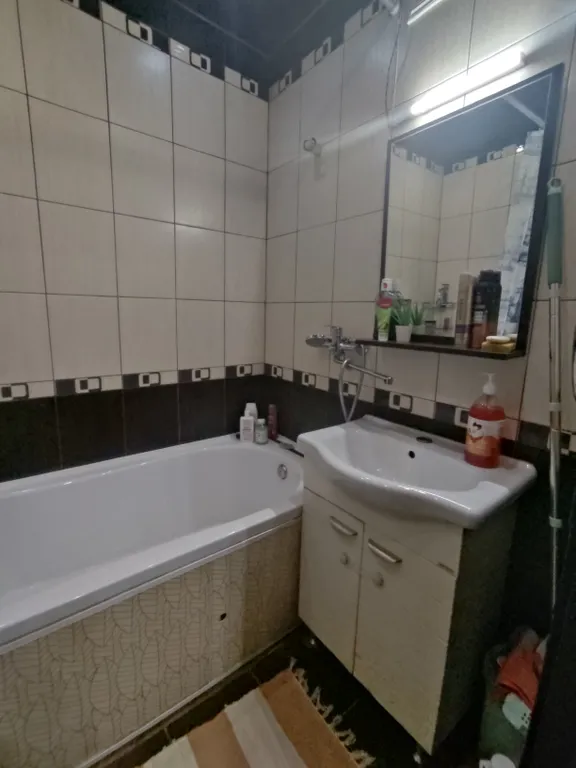 Современная 2-комнатная квартира рядом с вокзалом