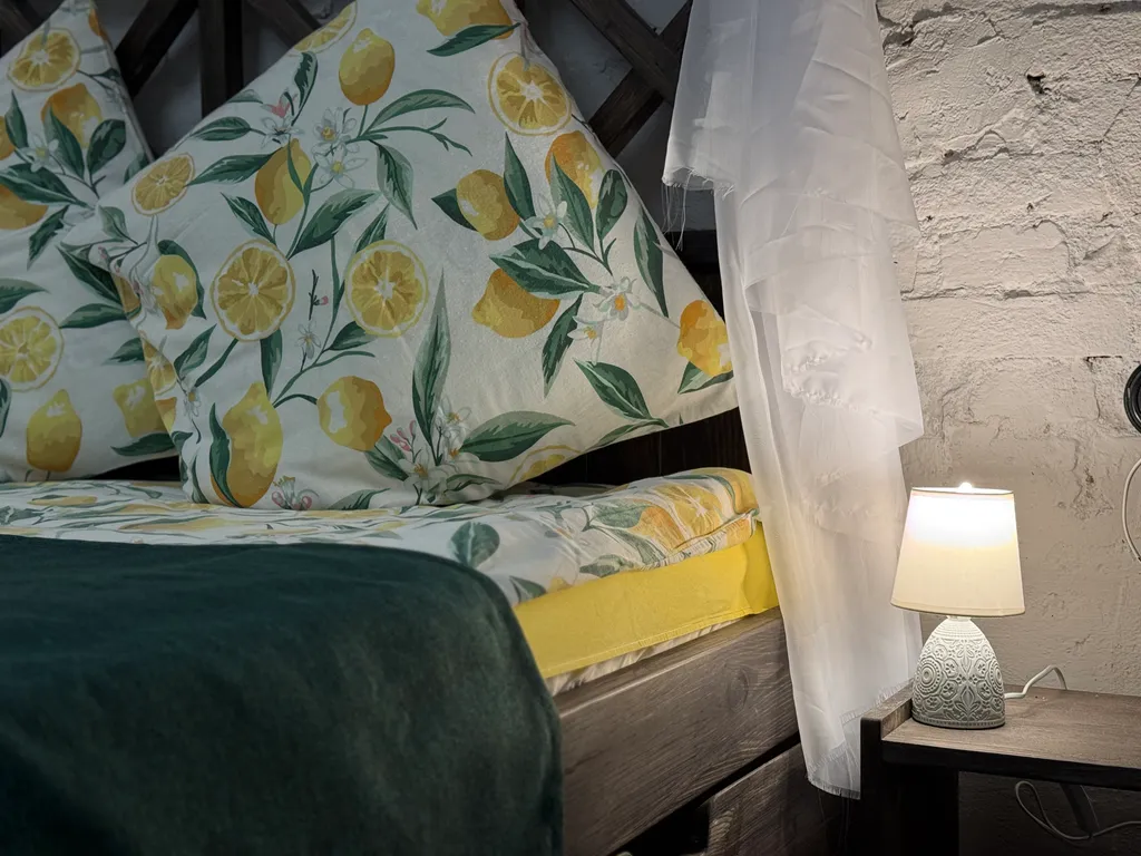 Уютная комната с отдельным входом в центре города