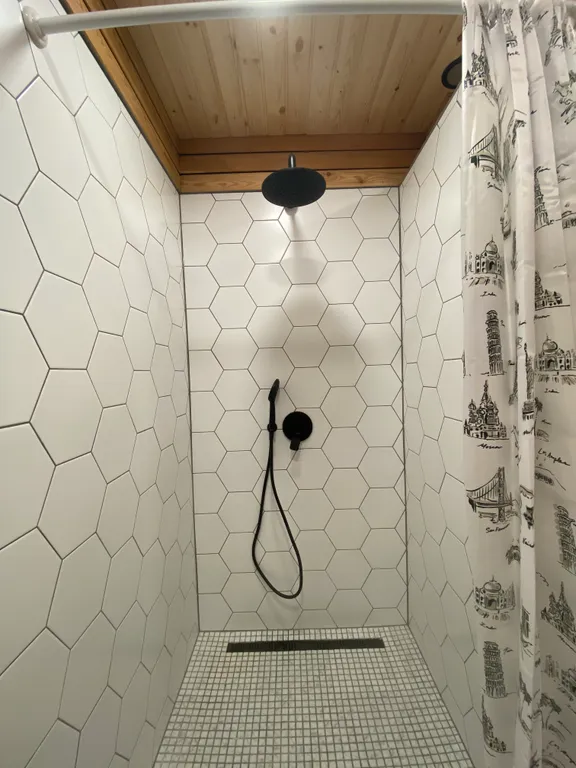 Брусничный Барн