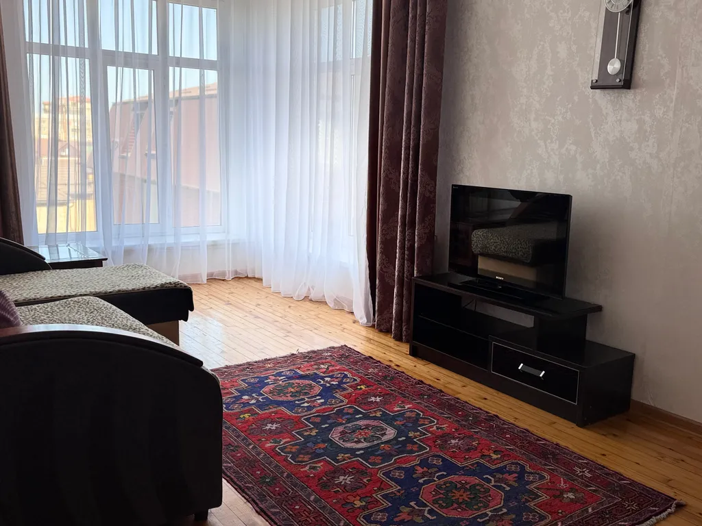 Квартира Просторная, светлая квартира в центре Махачкалы — Махачкала