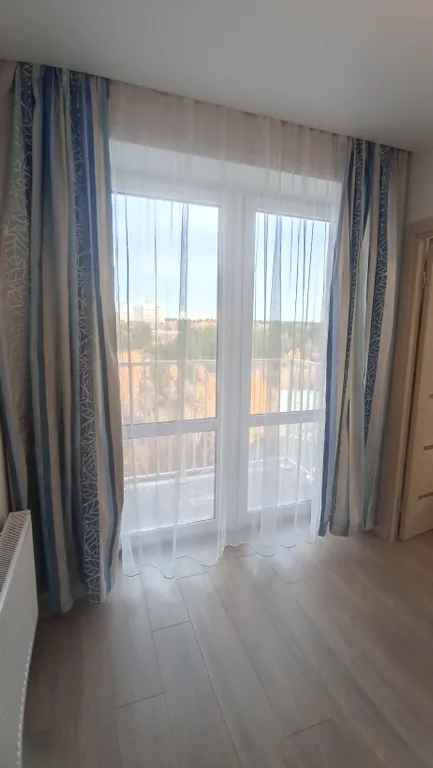 Квартира с панорамным видом на лес в центре города