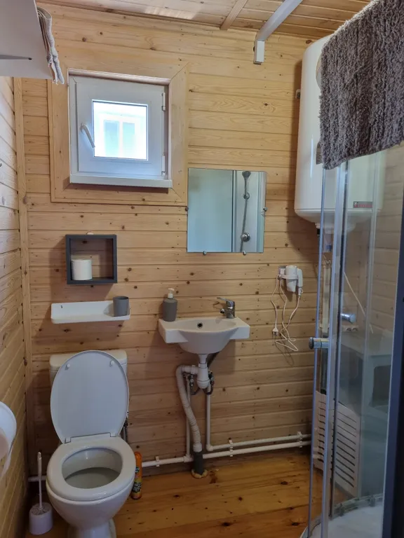 Квартира Двухкомнатные апартаменты с терассой и видом на море — Кучугуры