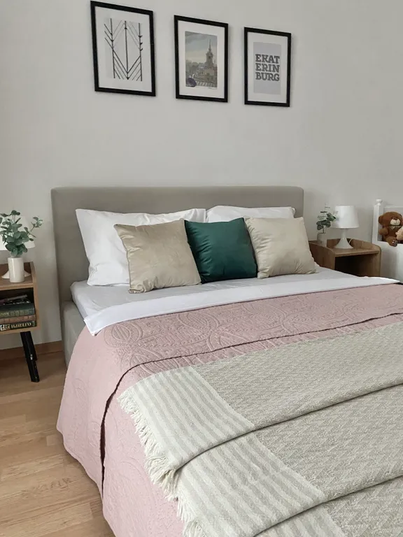 Квартира Квартира Видовая евродвушка у Metro  Chkalovskaya бесконтактное — Екатеринбург