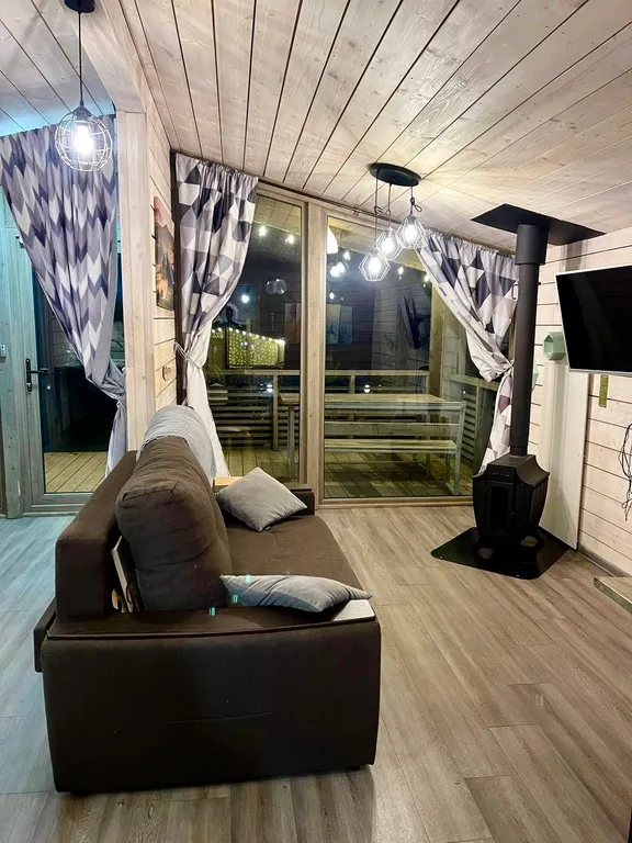 Коттедж 3-комнатный Дом — Санкт-Петербург