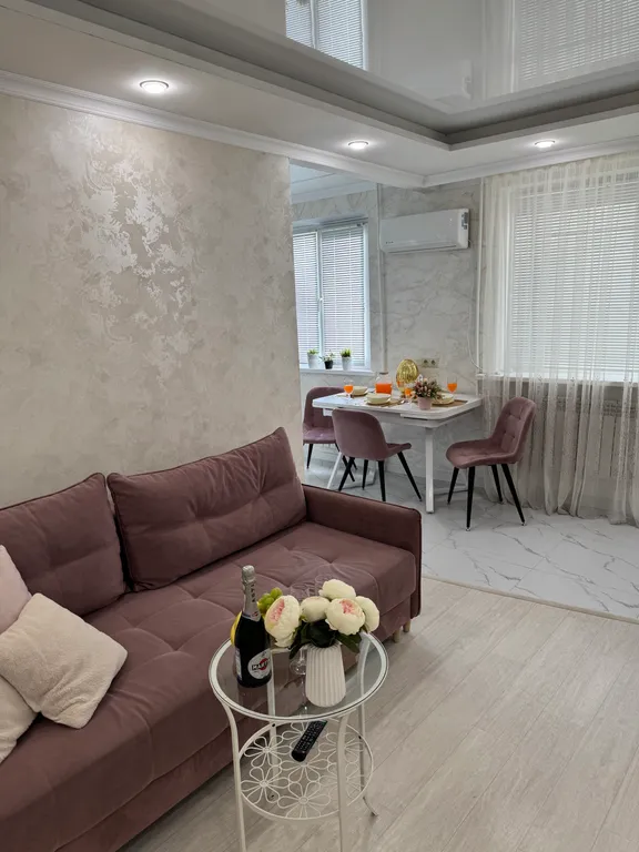 Квартира Люксовая двушка с большой ванной — аренда посуточно в Альметьевск