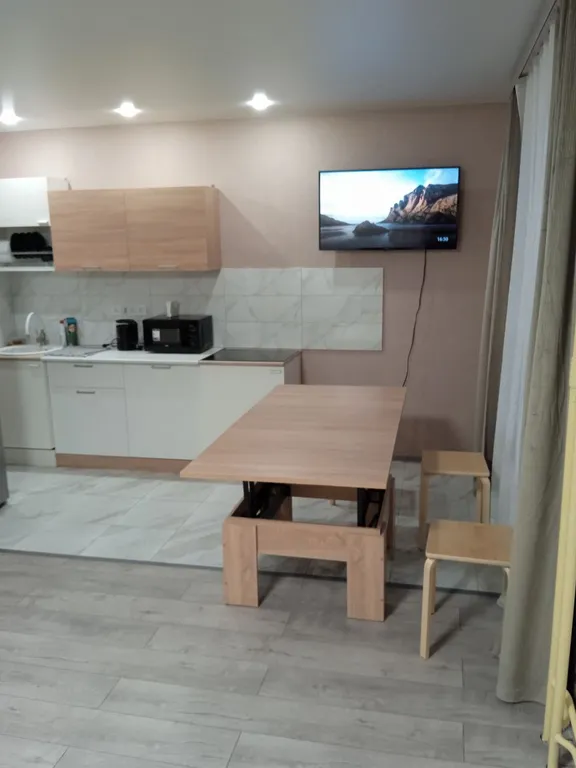 Cвeтлaя, простоpная, уютная квapтиpa