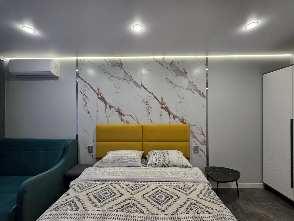 Новая квартира в центре с водой