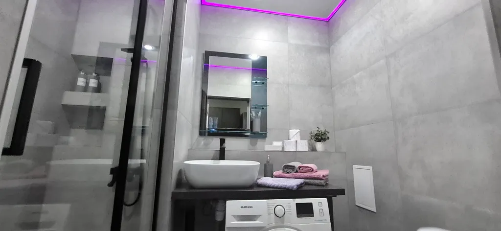 Небольшая, уютная студия у областной больницы