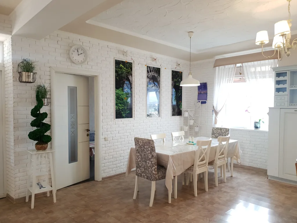 Дом среди гор в Байдарской долине Эвимиз