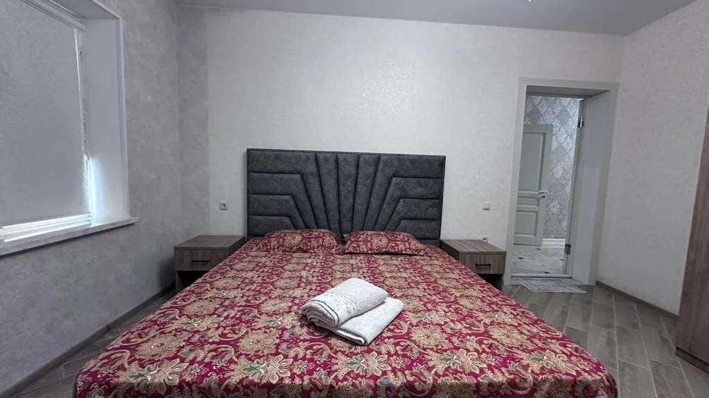 Квартира 3-х комнатный номер — аренда посуточно в Махачкала