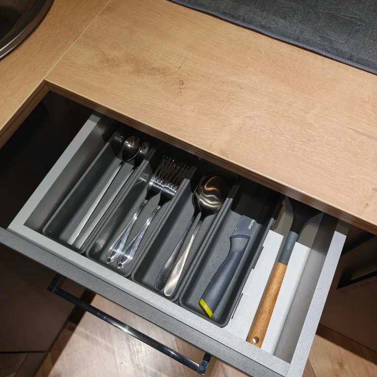 Современная уютная студия