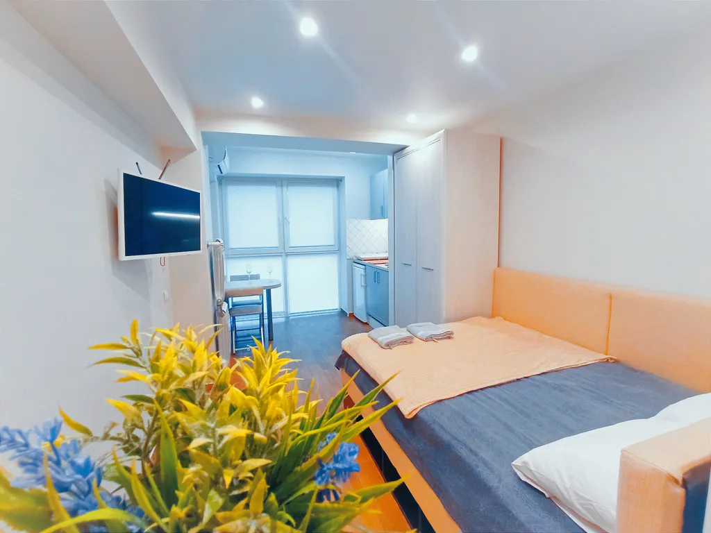 Квартира-студия Наслаждение рядом с морем и парком — аренда посуточно в Феодосия