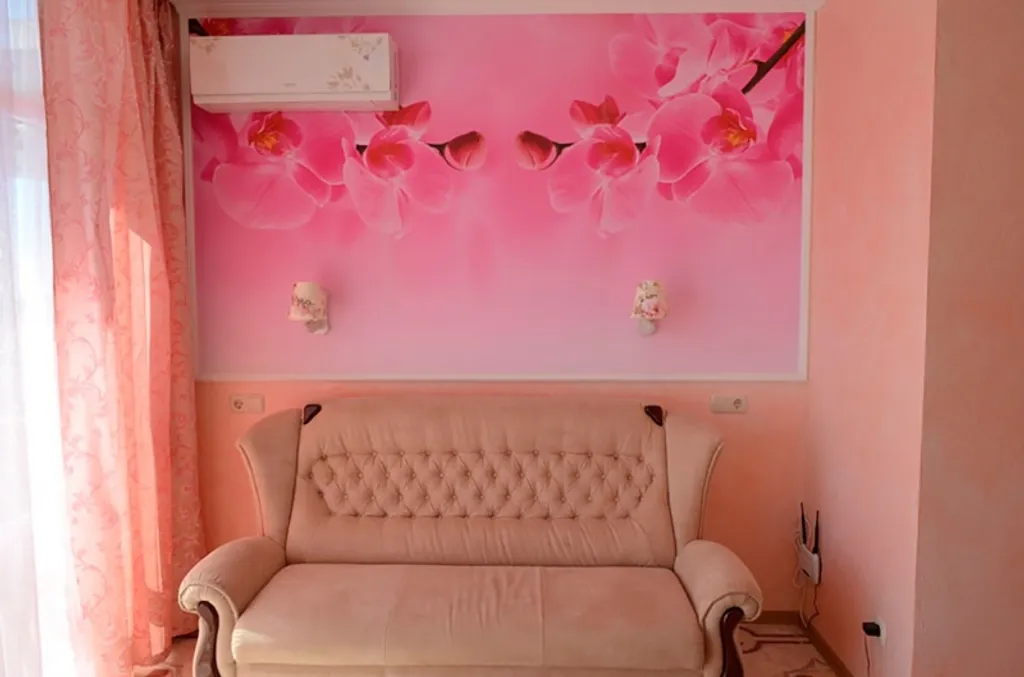 Видовая Квартира-студия на двоих с балконом у моря в Мисхоре