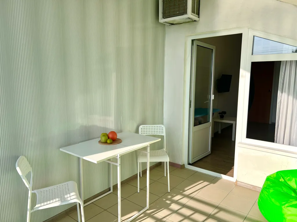 Эллинг у моря