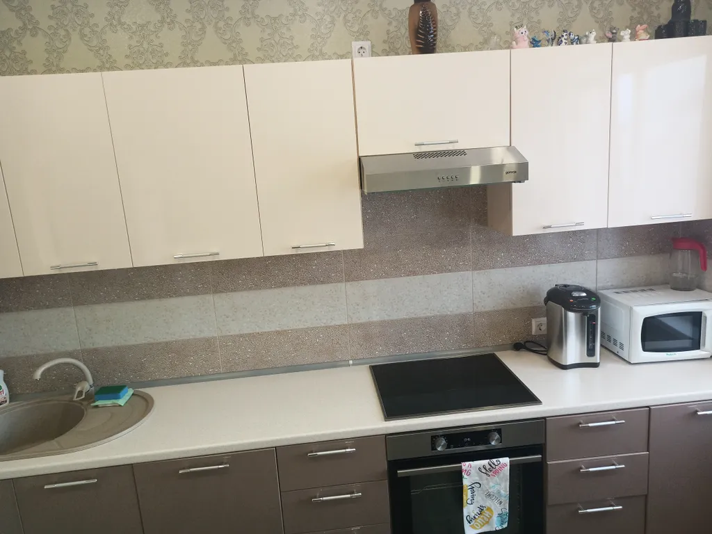 Комфортный апартамент с видом на горы