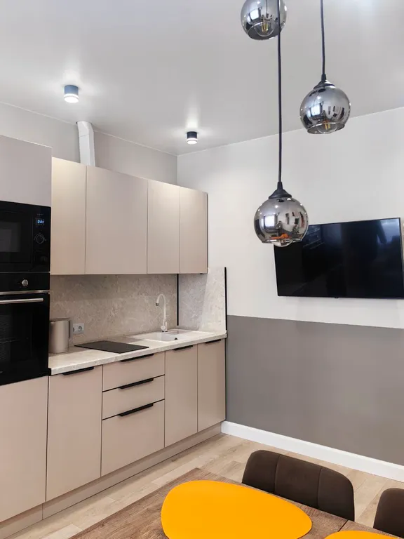 Евродвухкомнатная квартира в Октябрьском районе