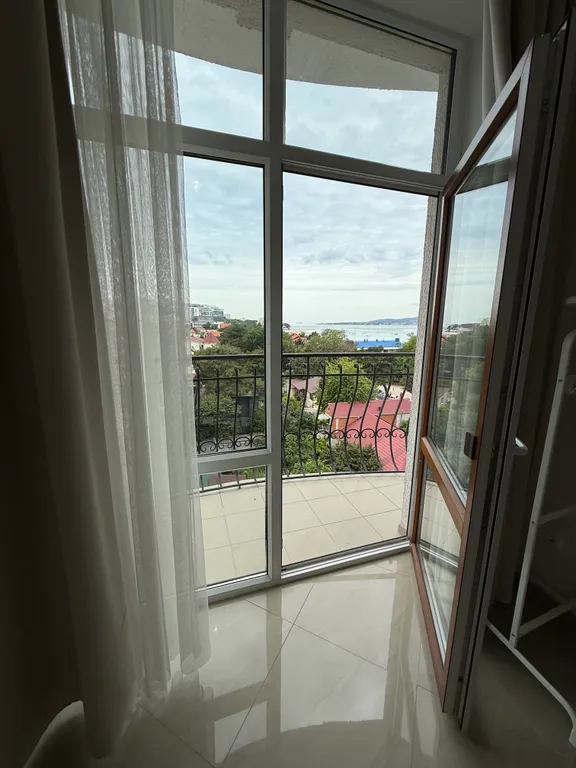 Первая береговая линия, 2-комнатная квартира с шикарным видом на море