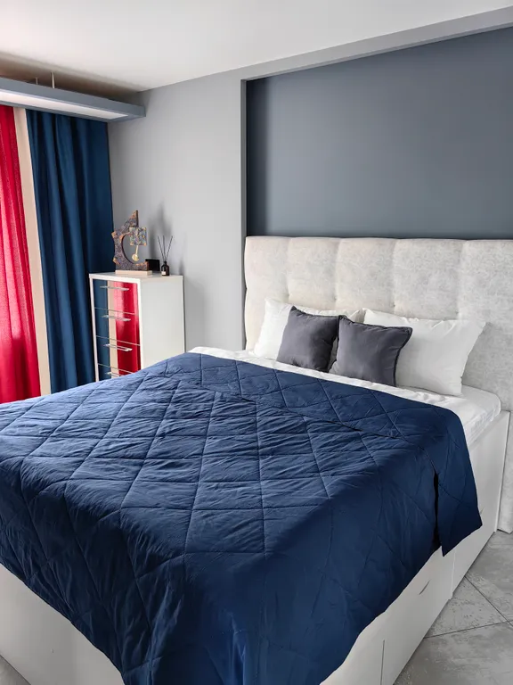 Дизайнерская квартира на правом