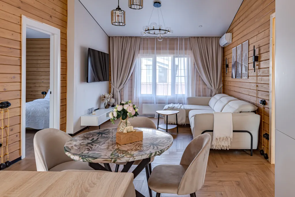 Просторный дом недалеко от озера