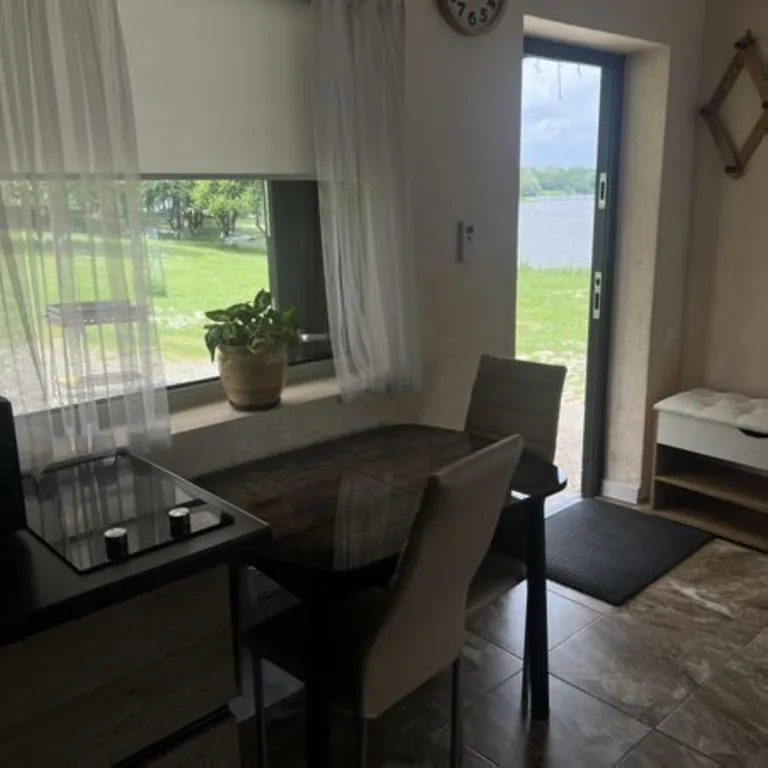 Коттедж Дом с новым ремонтом и видом на озеро — Лабинск