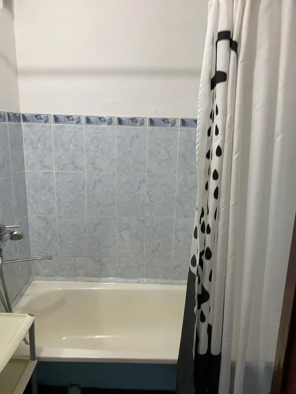 Однокомнатная эконом-квартира на берегу Кан