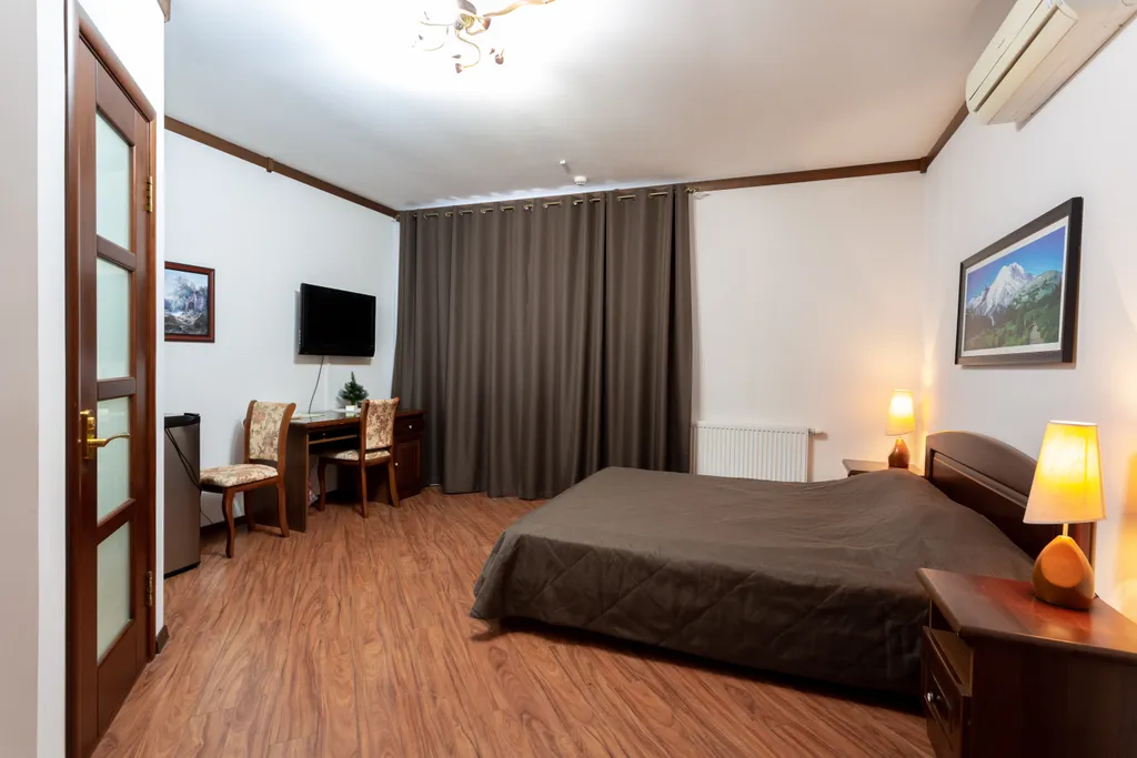 Дом с бассейном и баней для уединенного отдыха